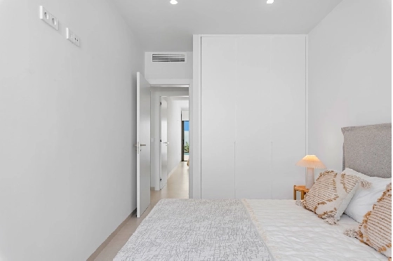 Villa in Los Alcazares zu verkaufen, Wohnfläche 198 m², Zustand Erstbezug, Klimaanlage, Grundstück 235 m², 3 Schlafzimmer, 2 Badezimmer, Pool, ref.: HA-LAN-501-E01-16